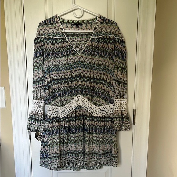 Victoria’s Secret Tunic V-neck Cover-up with Bell Sleeves Lace Trim Size Small - Picture 3 of 7